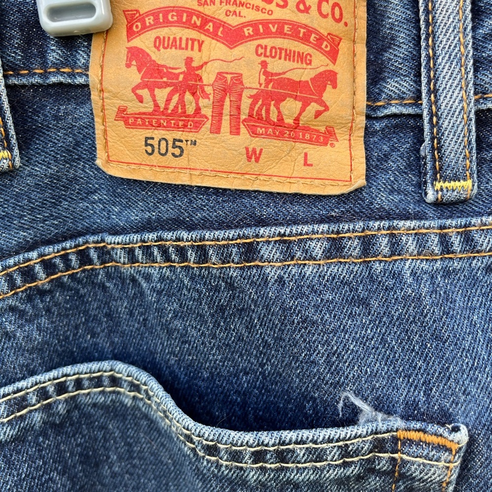 Levi’s Men’s Dark Wash  505 Jeans 44 x 30